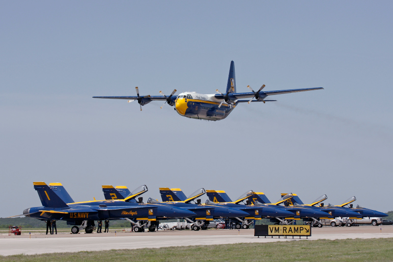 Illustration for article titled National Aviation Day